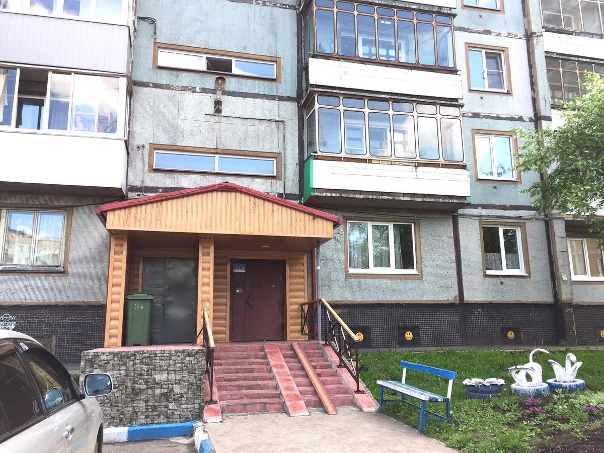 Apartment Tsiolkovskogo 27 ノヴォクズネツク エクステリア 写真